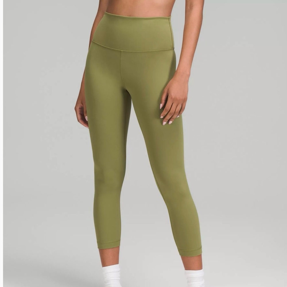 Lululemon Wunder Train High-Rise Crop Size 2